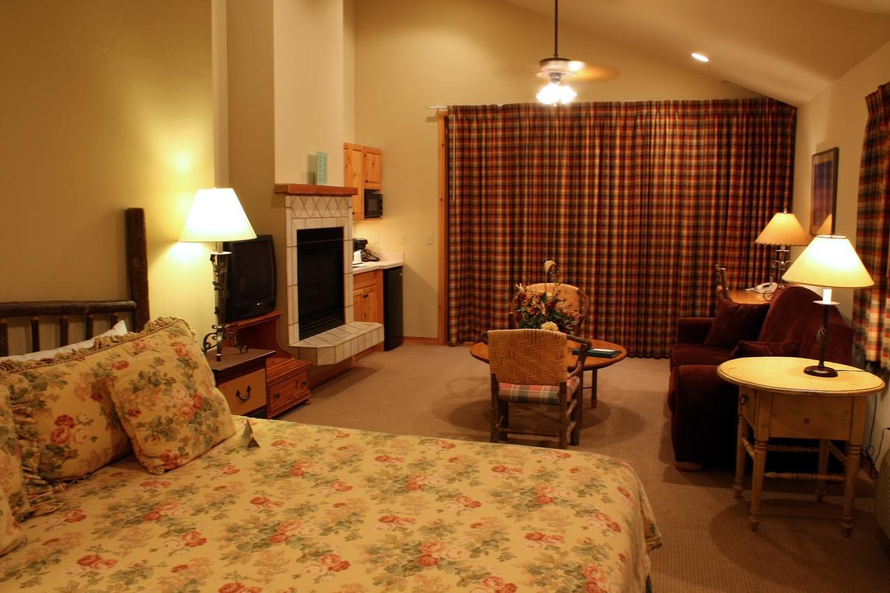 Mountain Lake Lodge Woods Bay Exterior foto